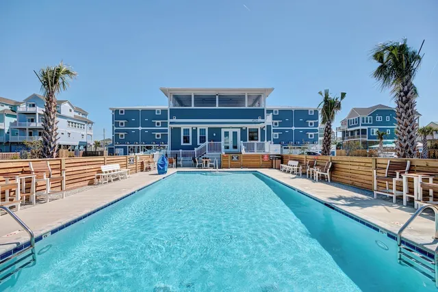 Saltwater Resort & Suites