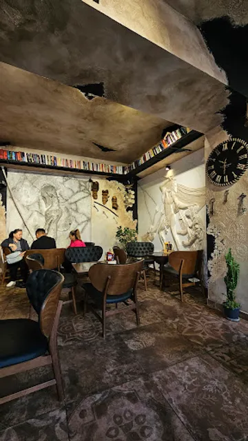 Hector Restaurant & Coffee House & Lounge