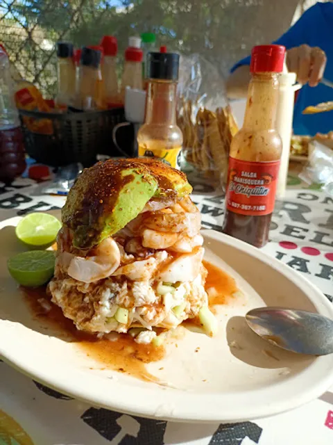 Mariscos Los Compadres