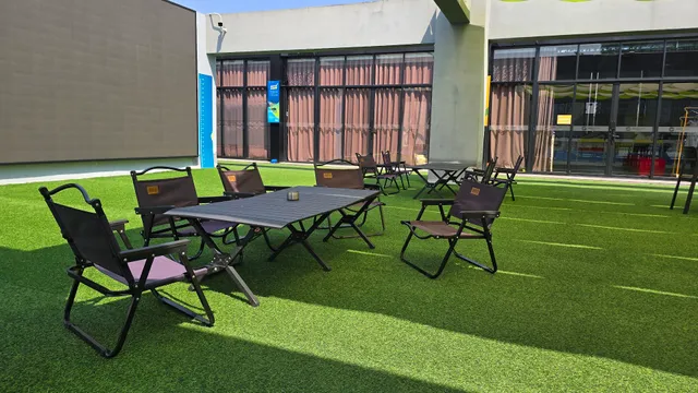 Poly World Trade Food Plaza