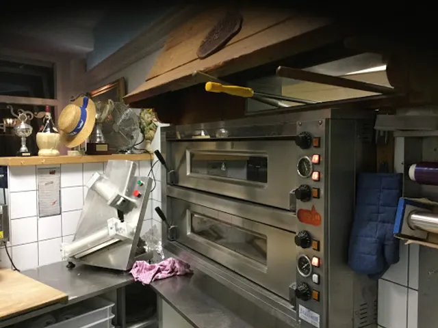 La Venezia Ijssalon & pizzeria