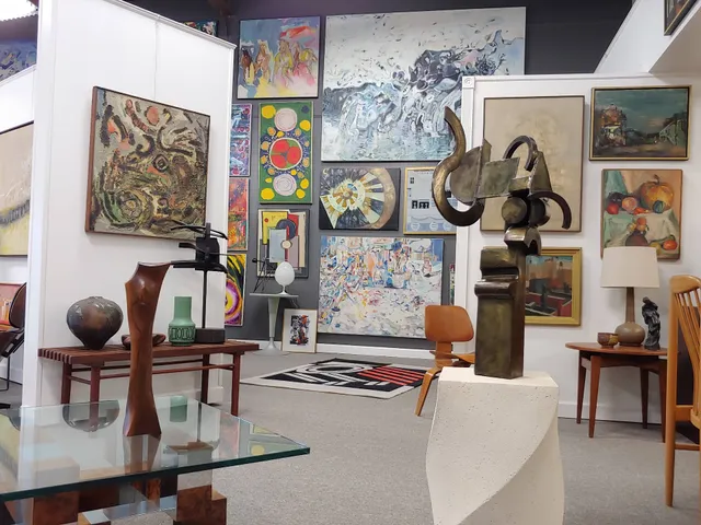 Sheafer + King Modern