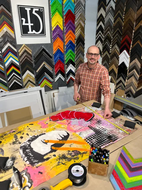 45º Gallery & Framing