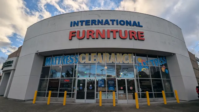 International Furniture