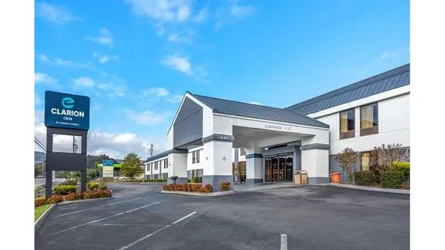 Clarion Inn near Lookout Mountain