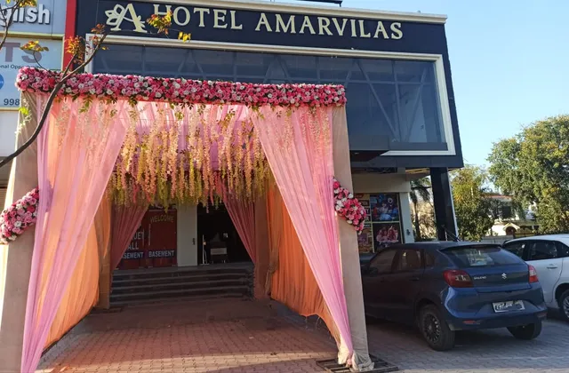 Hotel Amarvilas & Banquet, Patiala