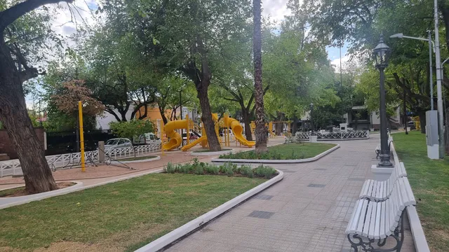 Plazoleta Gualberto Godoy