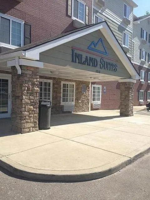 Inland Suites