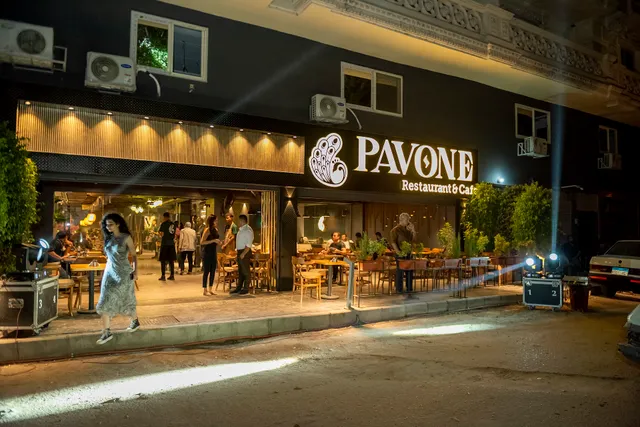 PAVONE Restaurant & Cafe