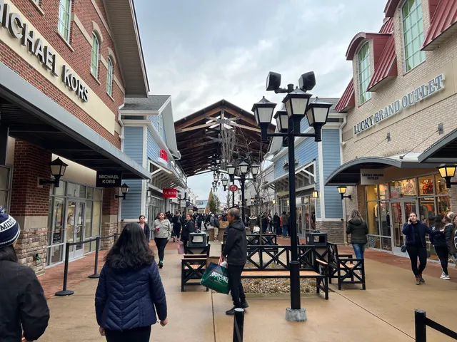 The Cosmetics Company Store