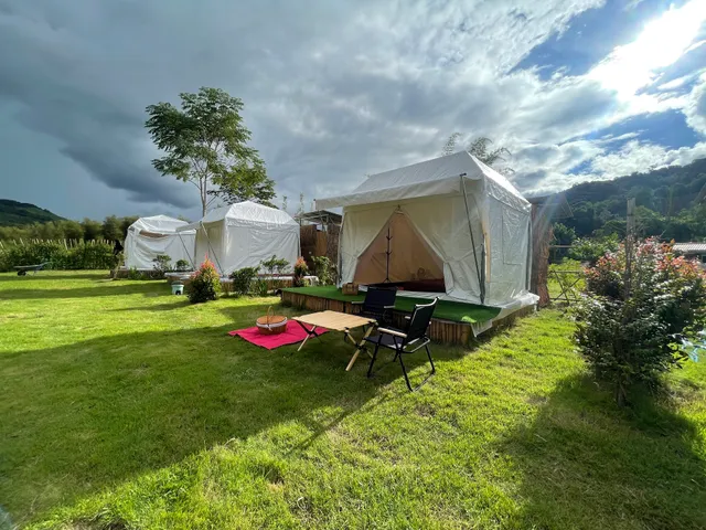 มองดูว้า (Mong doo waa)