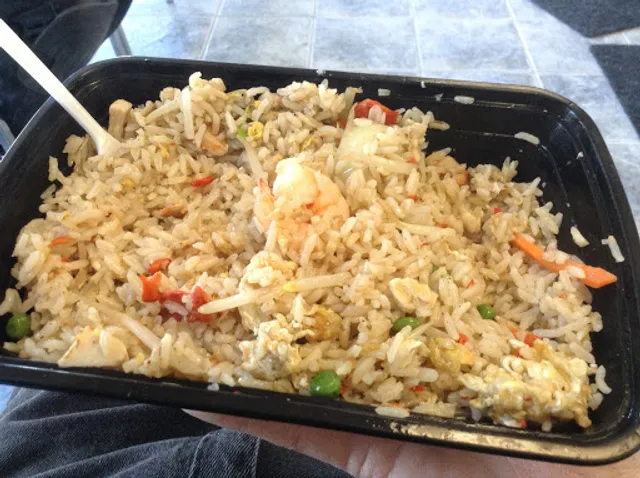 Lucky Chinese Food Takeout