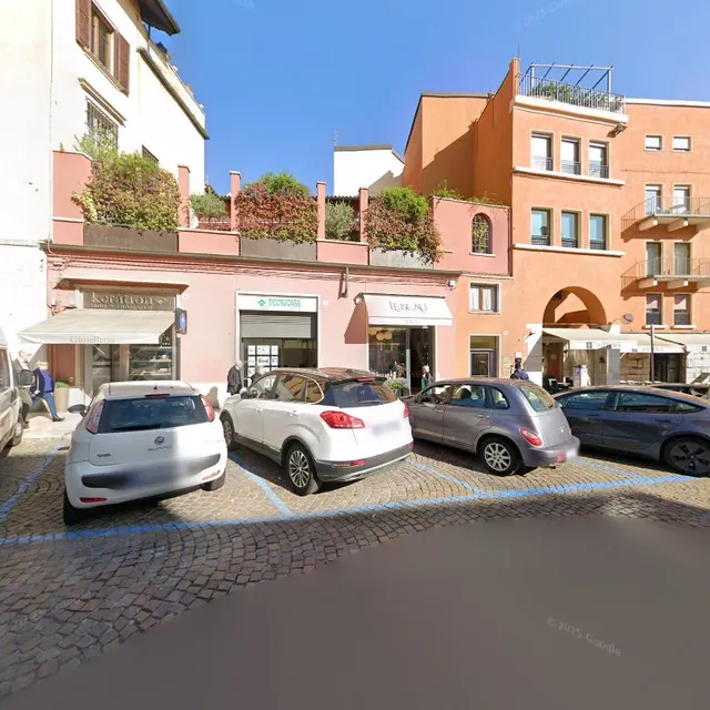Affiliato Tecnocasa Immobiliare Citta' Antica S.R.L.