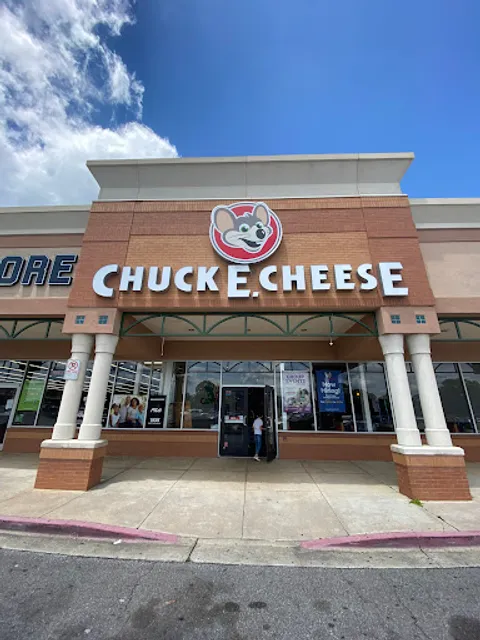 Chuck E. Cheese