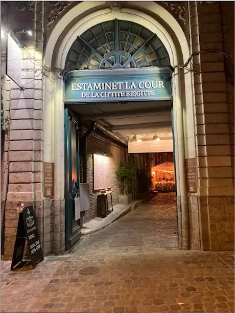 Estaminet La cour de la ch'tite brigitte