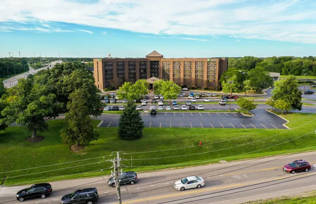 Holiday Inn Chicago NW Crystal Lake Conv Ctr by IHG