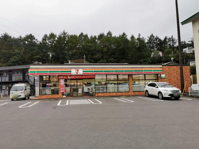7-Eleven; Gunma Kusatsu-higashi