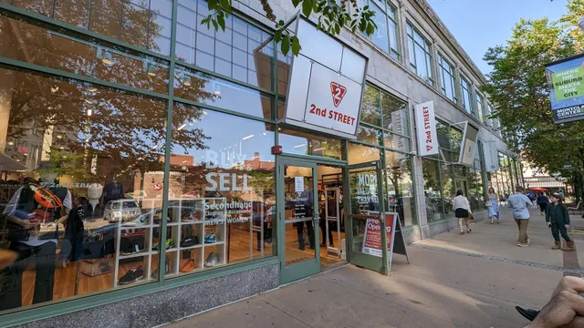 2nd STREET Montclair