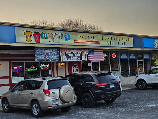 Vinny's Backyard Restaurant and Bar