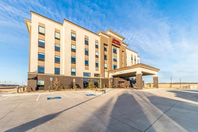 Hampton Inn & Suites Pryor