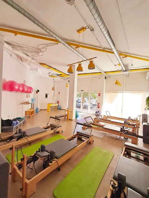Kalani pilates reformer