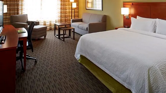 Courtyard by Marriott Ithaca Airport/University