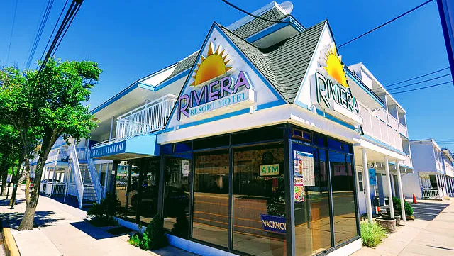 Riviera Resort & Suites