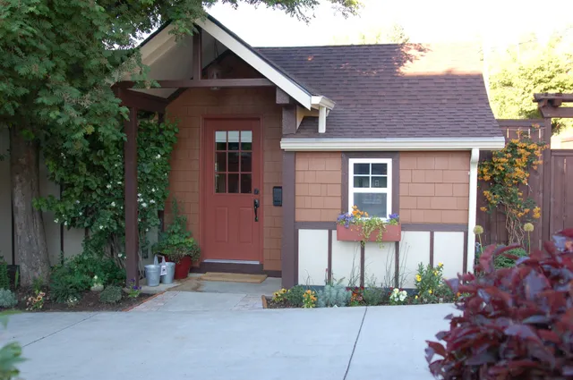 The Potting Shed GuestHouse