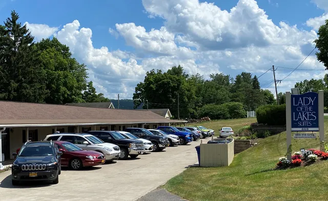 Lady of the Lakes Suites