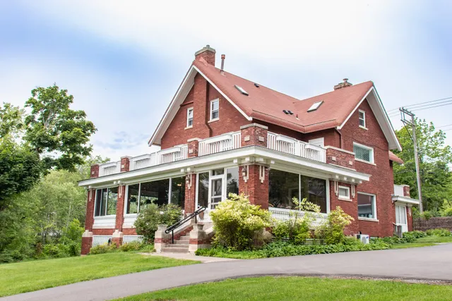 Historic GG Barnum Mansion | Boutique Collection by Heirloom