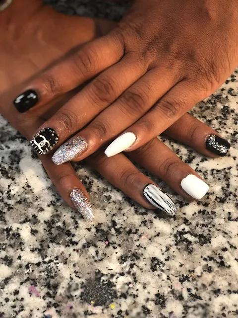 Paradise Nails