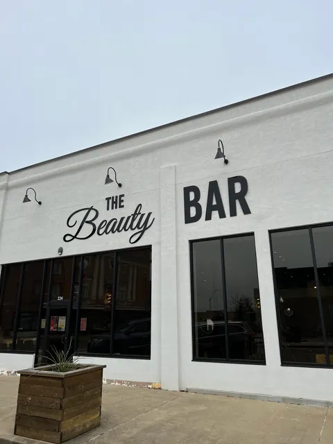 The Beauty BAR txk