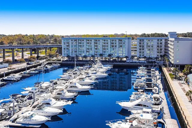 Harbourgate Marina Club in North Myrtle Beach by Vacasa