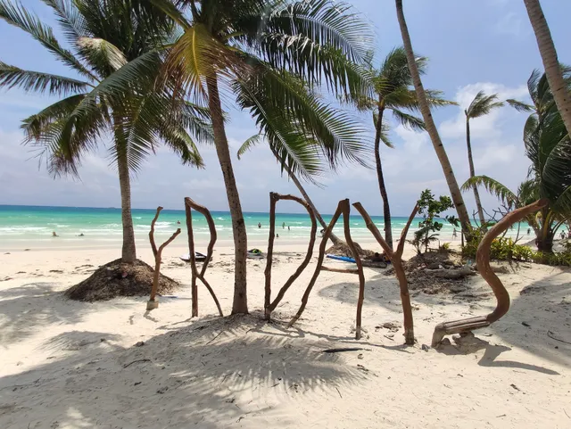 Friday Beach 星期五海灘