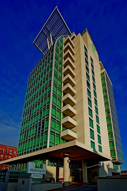 LIC Manhattan View Hotel