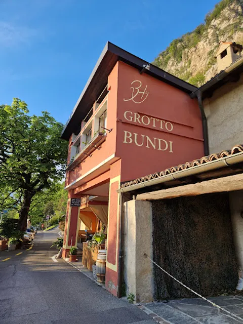 Grotto Bundi