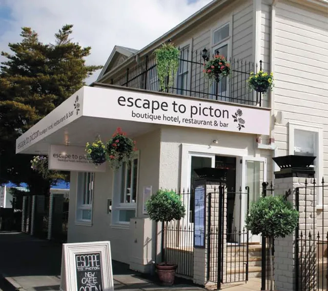 Escape To Picton Boutique Hotel, Restaurant & Wine Bar