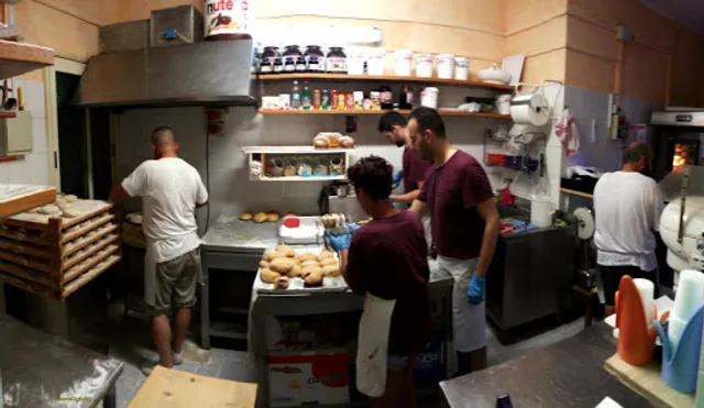 Cornetteria "Hot Spot"