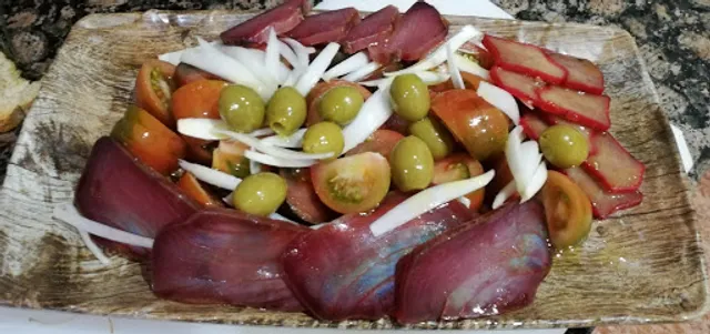 El Refugio. Tienda - Bar