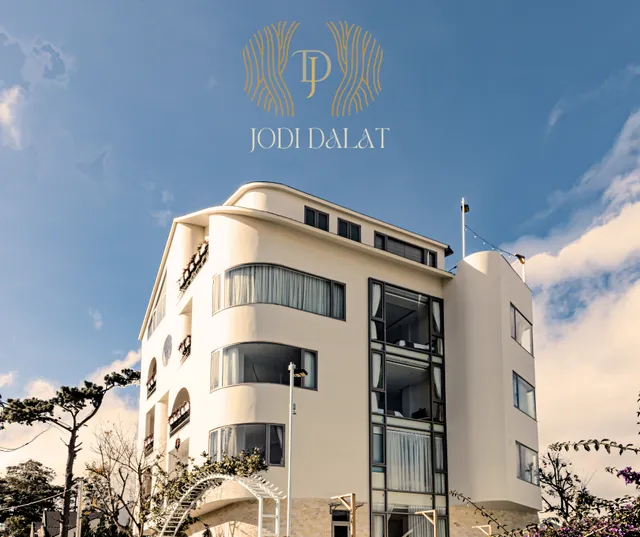 Jodi Dalat Villa