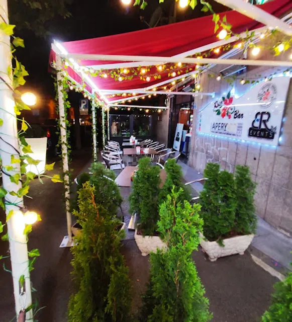 Rose Bar Napoleoni Roberto