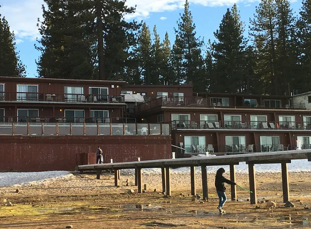 Beachcomber Inn Resort