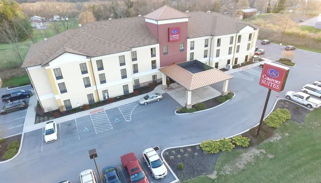 Comfort Suites Altoona North