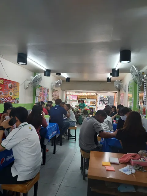 ไม่อร่อยกินฟรี (ร้านอาหาร)