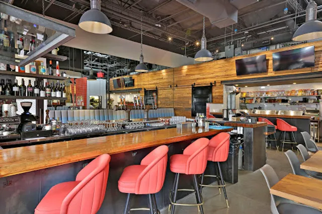 Pomo Pizzeria - Biltmore