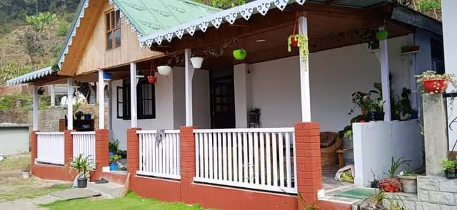 Cliff Cottage homestay