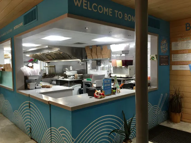 Bon Me - Fresh Pond / Alewife