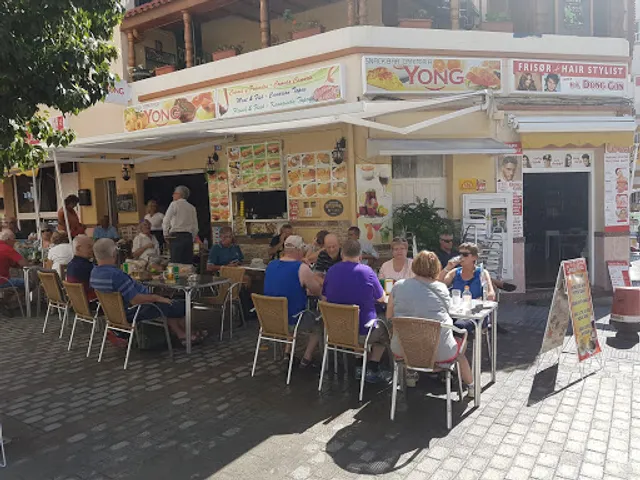 Bar Cafeteria Yong