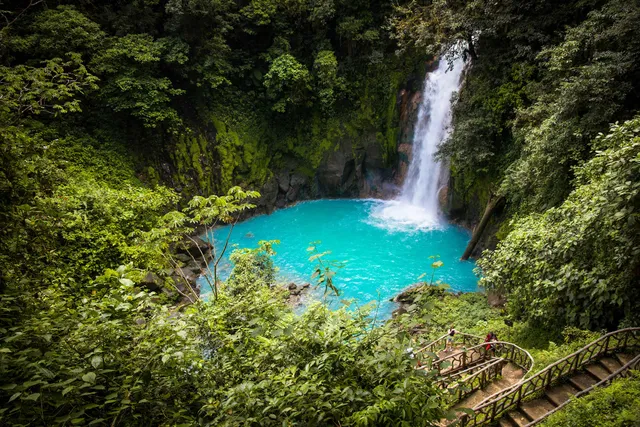 Rio Celeste y Los Teñideros