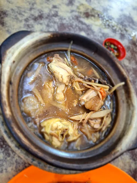 mei hau bak kut teh
